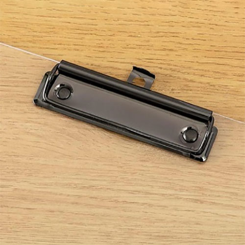 आधुनिक कार्यस्थलों के लिए प्लास्टिक क्लिपबोर्ड को क्या आवश्यक बनाता है?